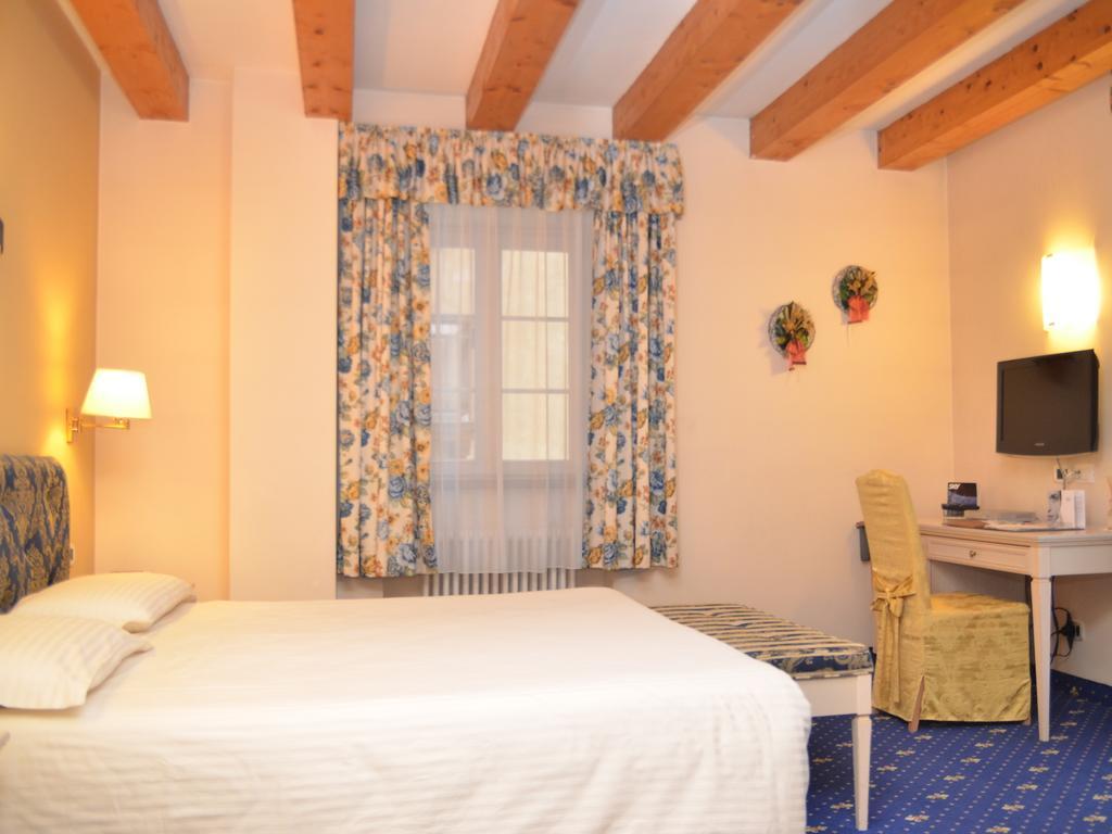 Hotel Dolomiti Moena Quarto foto